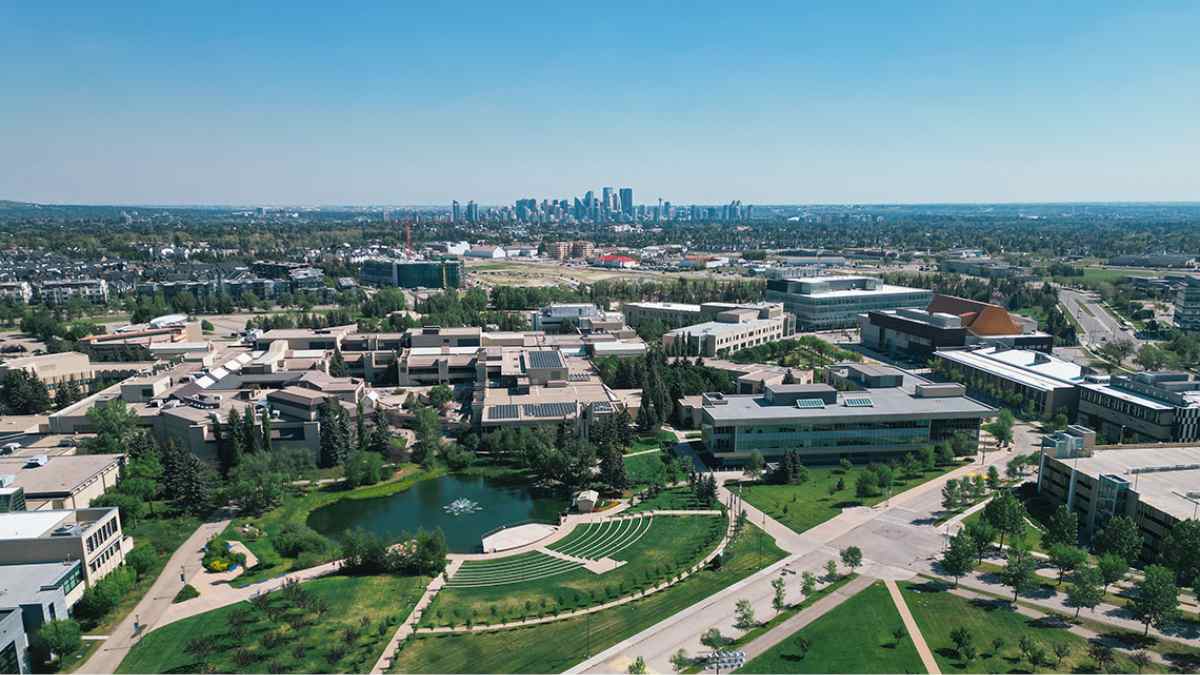 Du học Mount Royal University tại Calgary, #1 về chất lượng giảng dạy tại Alberta.