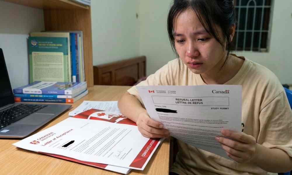 Phân tích lý do rớt visa du học Canada dù đã có thư mời nhập học LOA