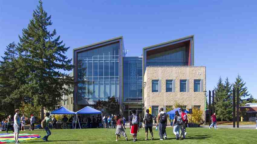 Toàn cảnh Tacoma Community College 2026