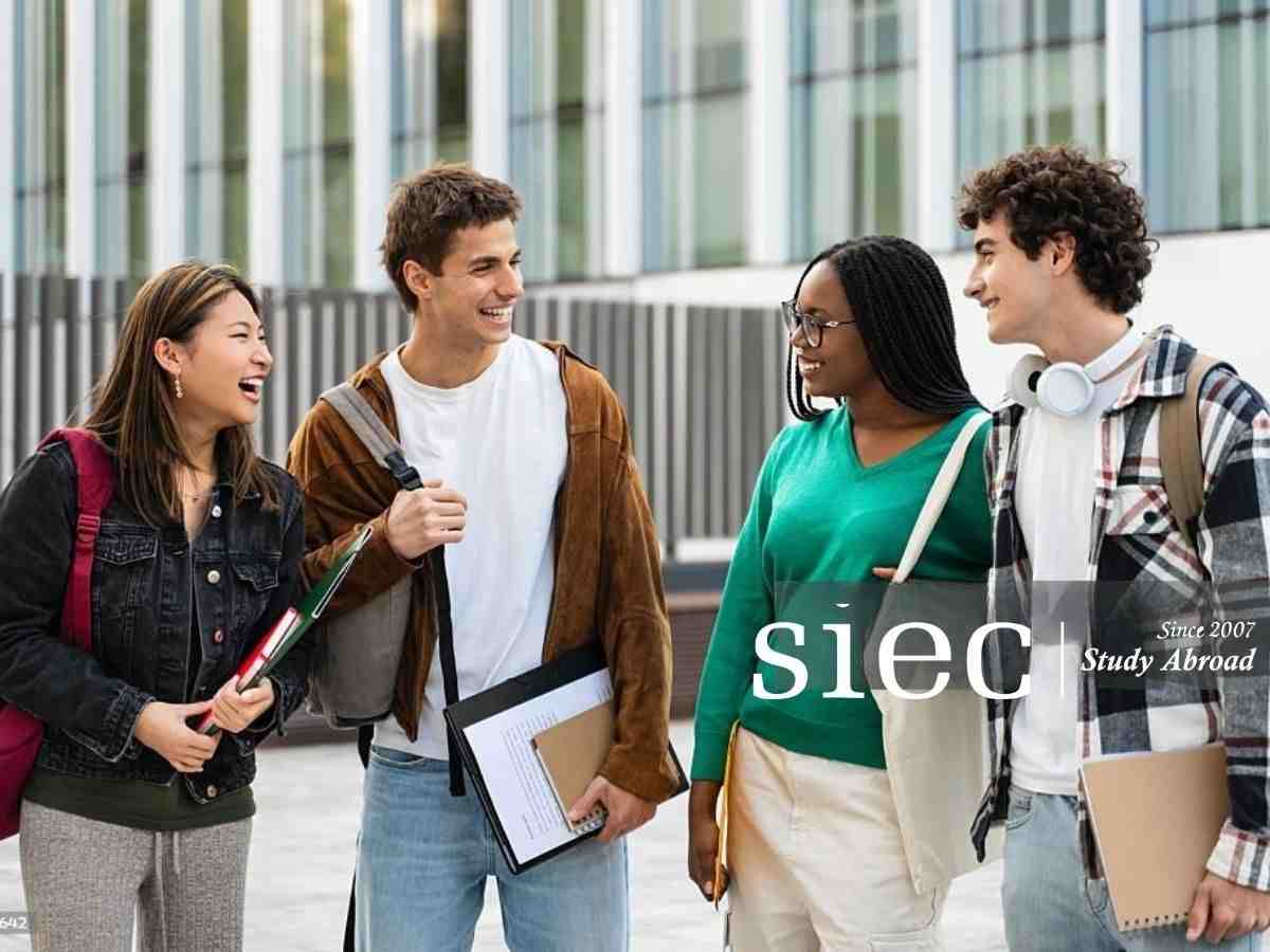Active international students participating in outdoor extracurricular activities to overcome homesickness and stabilize international student psychology